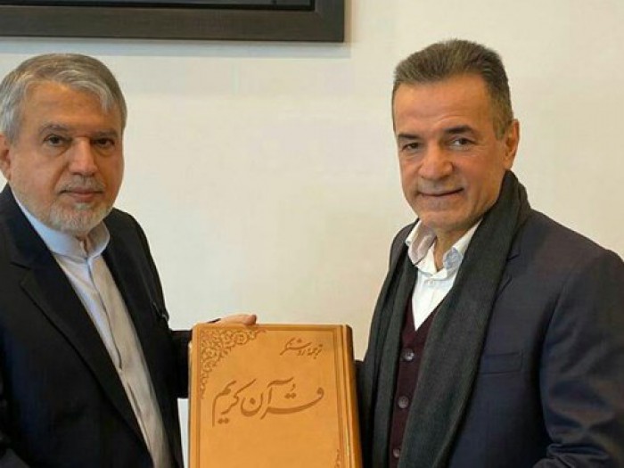 دیدار مدیر عامل باشگاه پرسپولیس با صالحی امیری دیدار مدیر عامل باشگاه پرسپولیس با صالحی امیری
